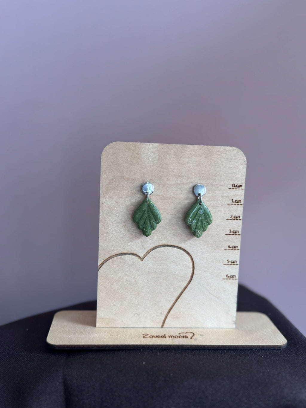 Judith groen met zilver