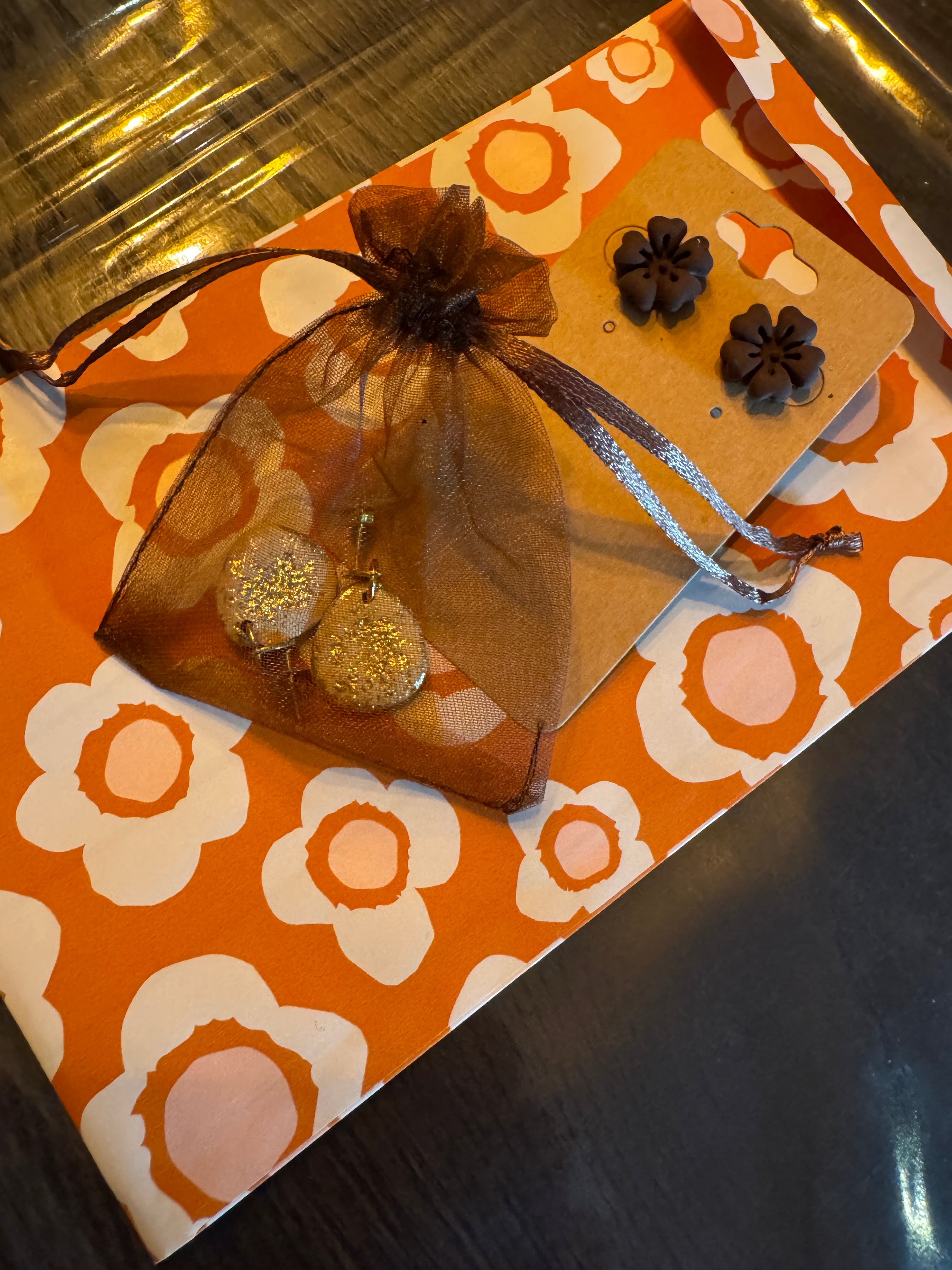 Maak je eigen sieraden van polymeerklei