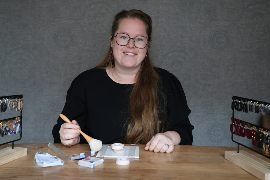 Maak je eigen sieraden van polymeerklei
