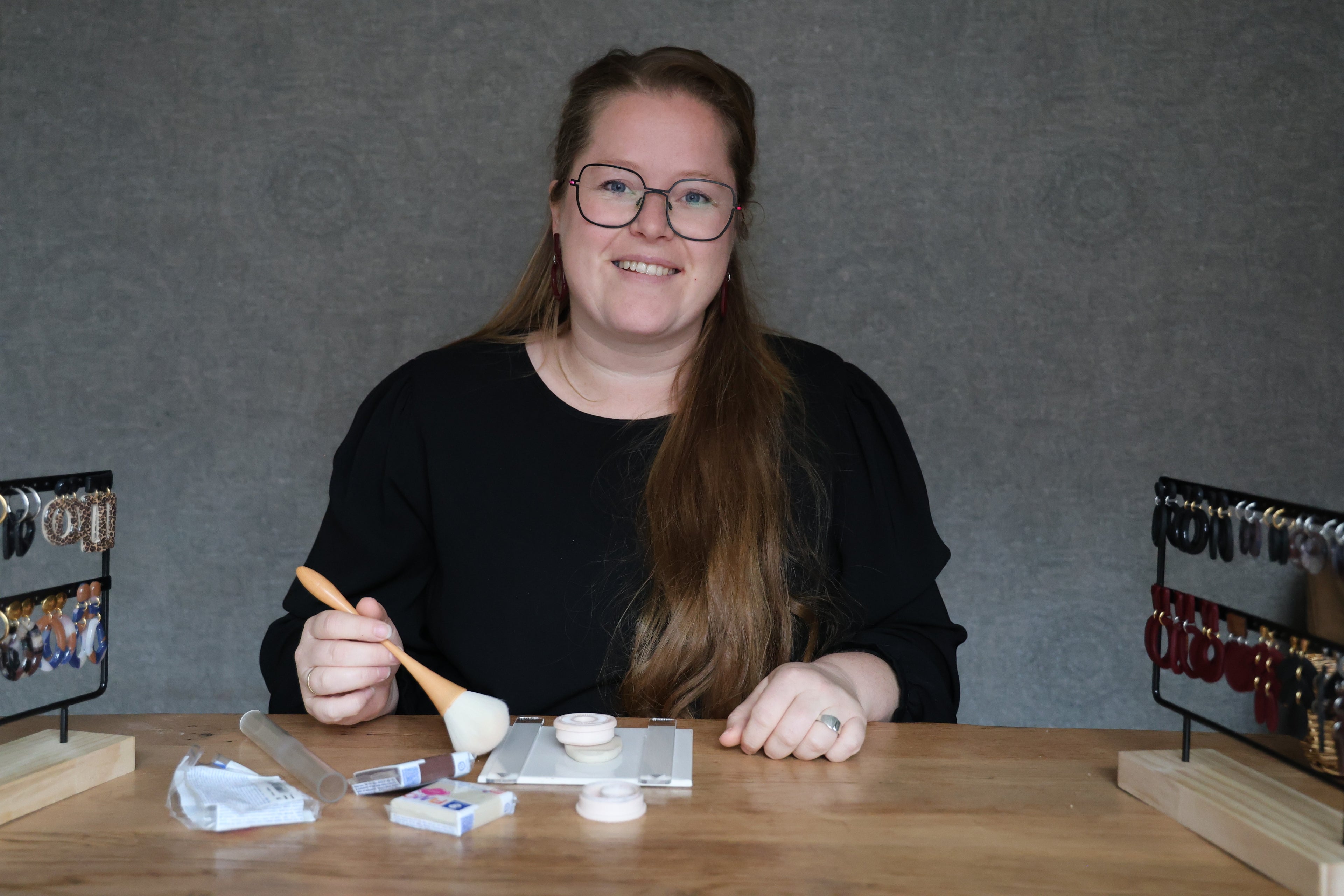 Maak je eigen sieraden van polymeerklei